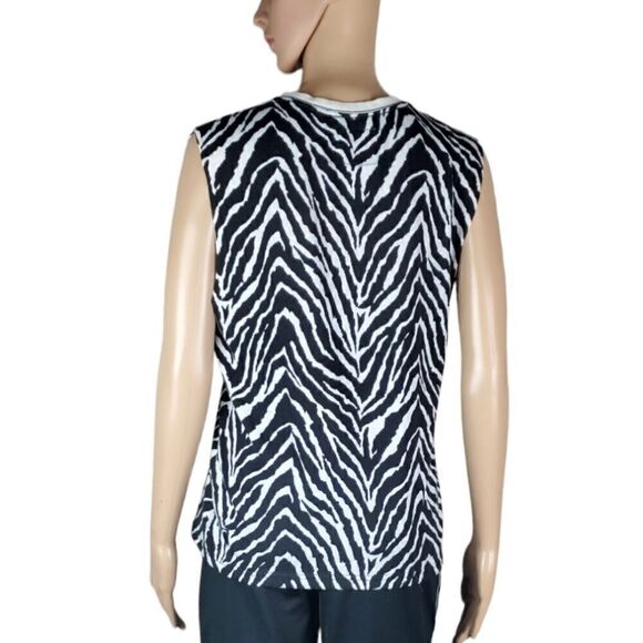 Black & White Zebra Striped Athletic Tank Top - Picture 4 of 6